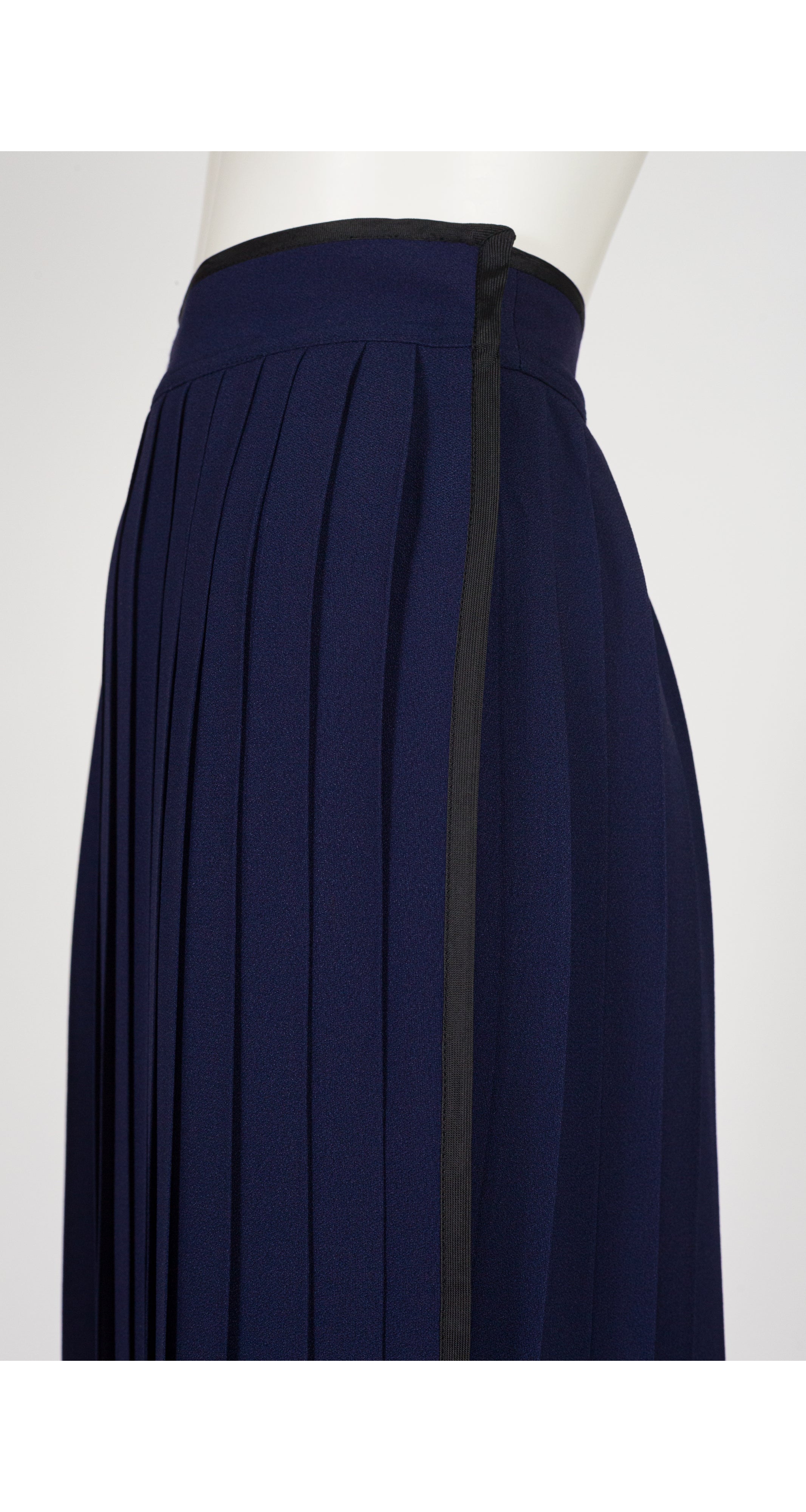 1970s Navy Rayon Crepe Knife Pleated Wrap Skirt