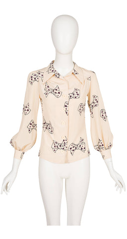1970s Bow Novelty Print Cream Dagger Collar Blouse