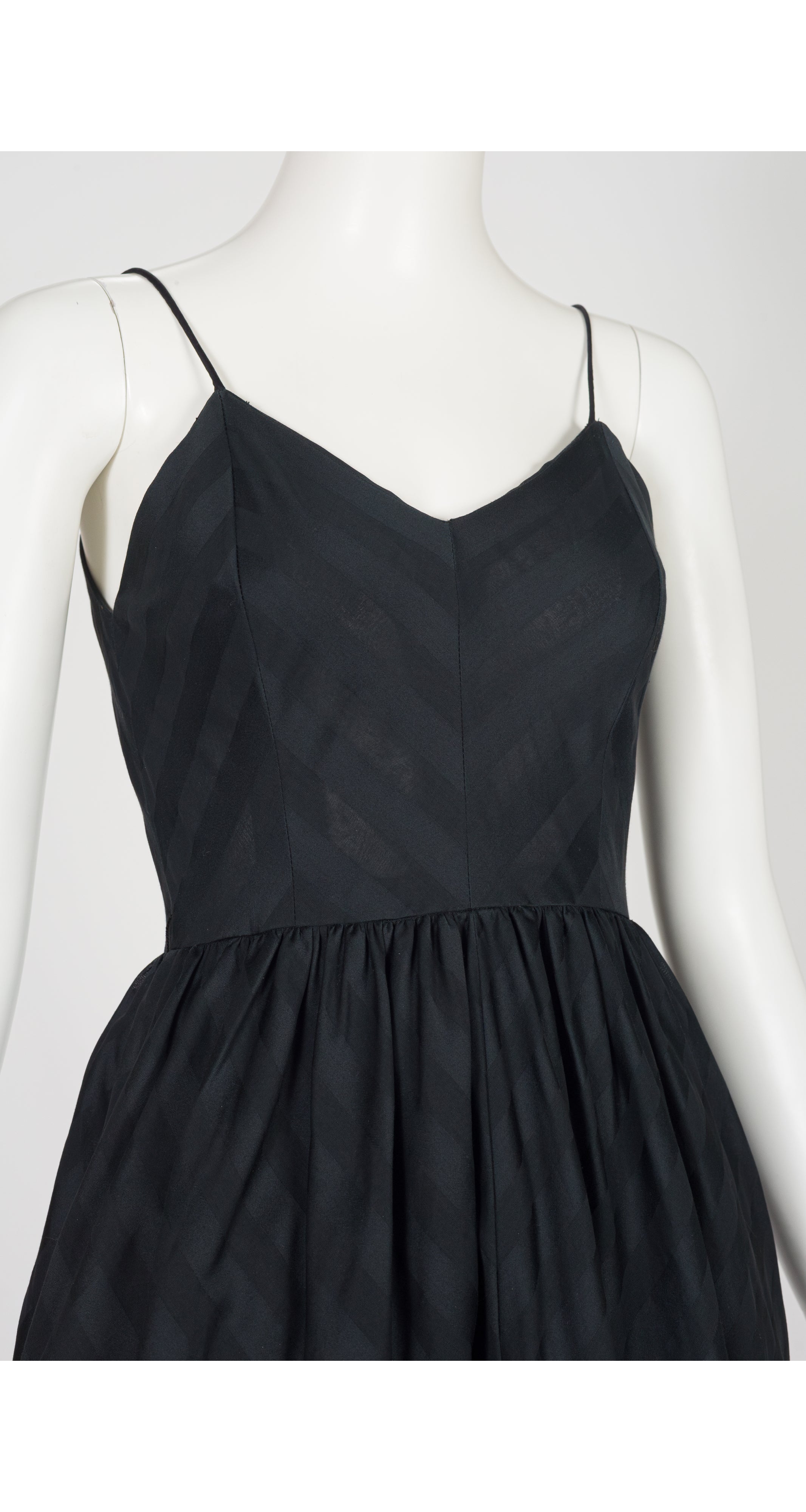 1970s Black Chevron Cotton Fit & Flare Sleeveless Dress