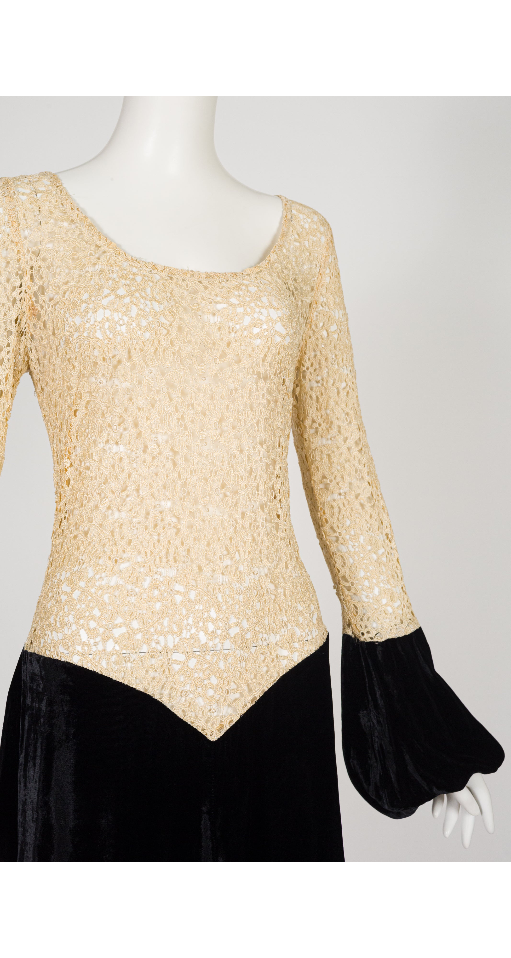 1993-94 F/W Lace & Rayon Velvet Bishop Sleeve Dress