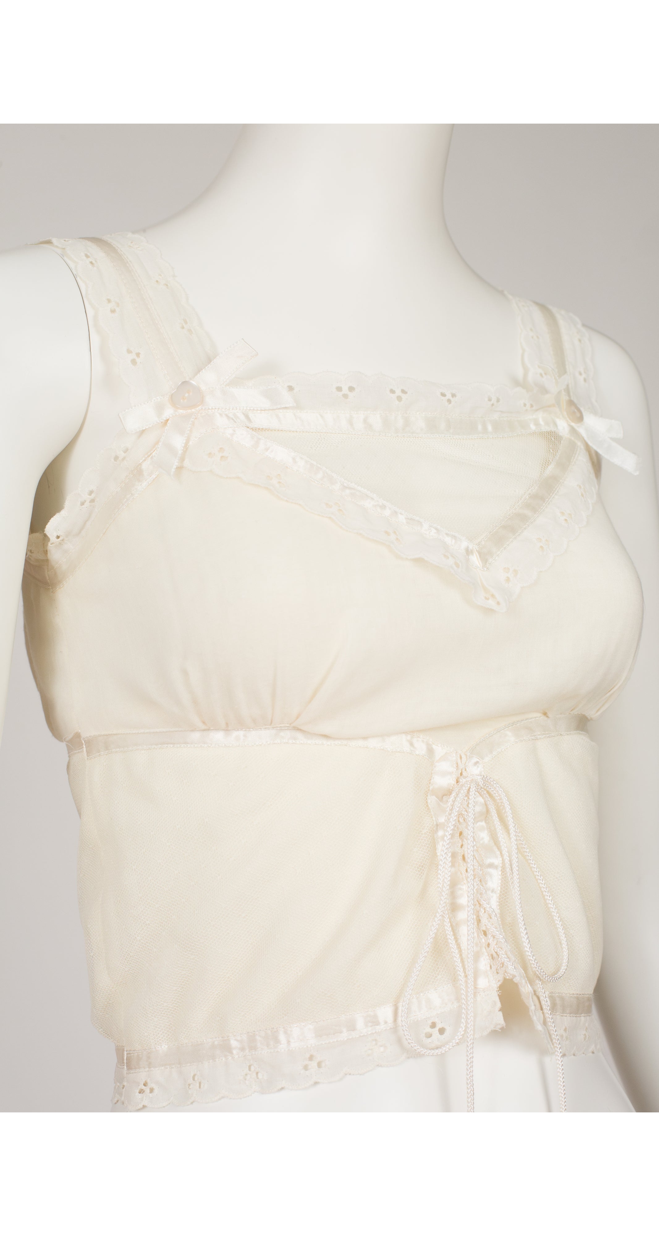 1970s Cream Cotton Lace-up Sleeveless Crop Top