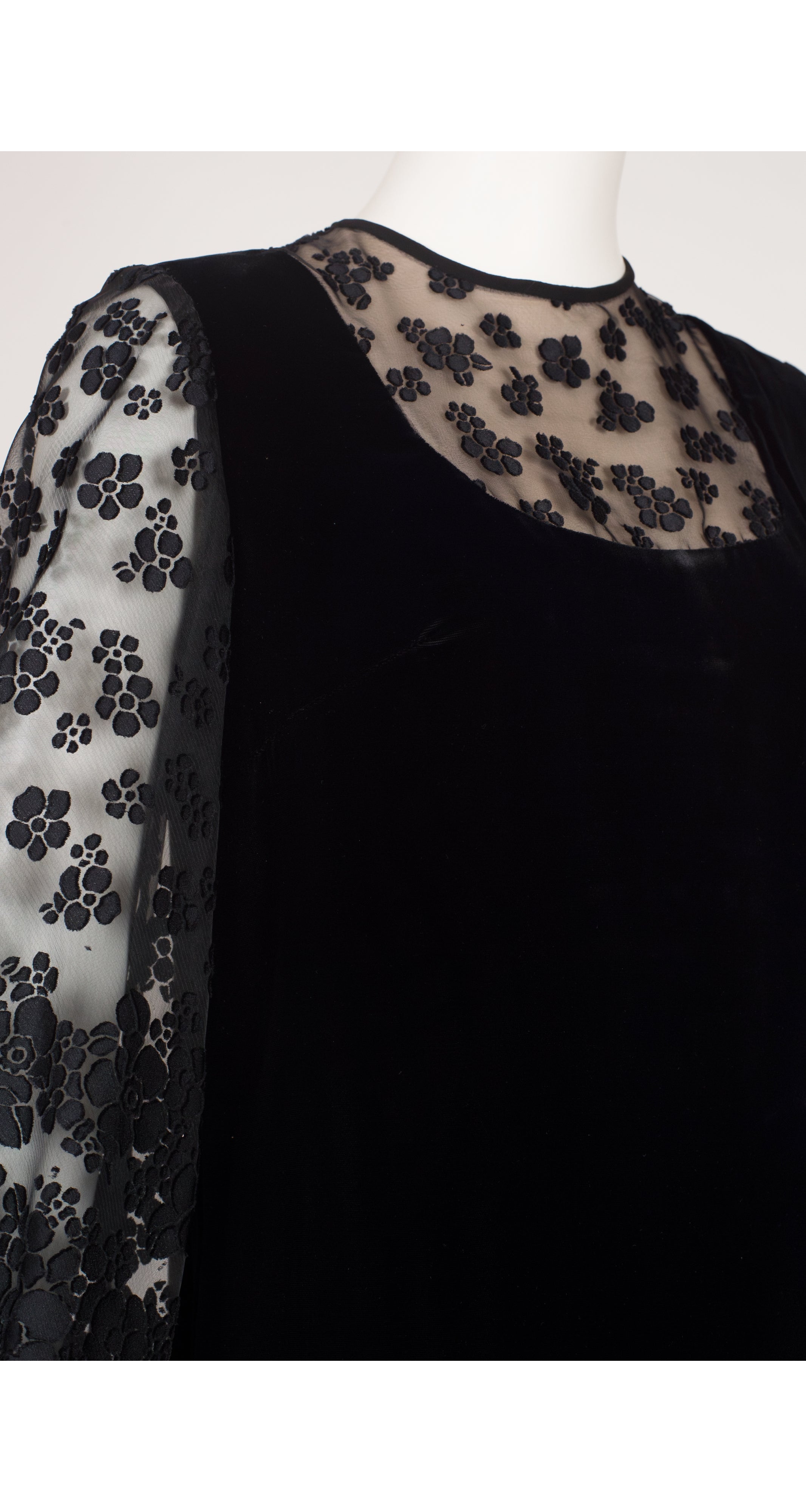 1960s Floral Black Velvet Balloon Sleeve Gown