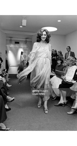 1978 S/S Ombré Silk Chiffon Handkerchief Hem Dress