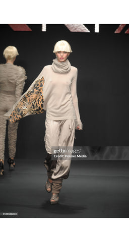 2011 F/W Leopard Face Black Wool Turtleneck Sweater