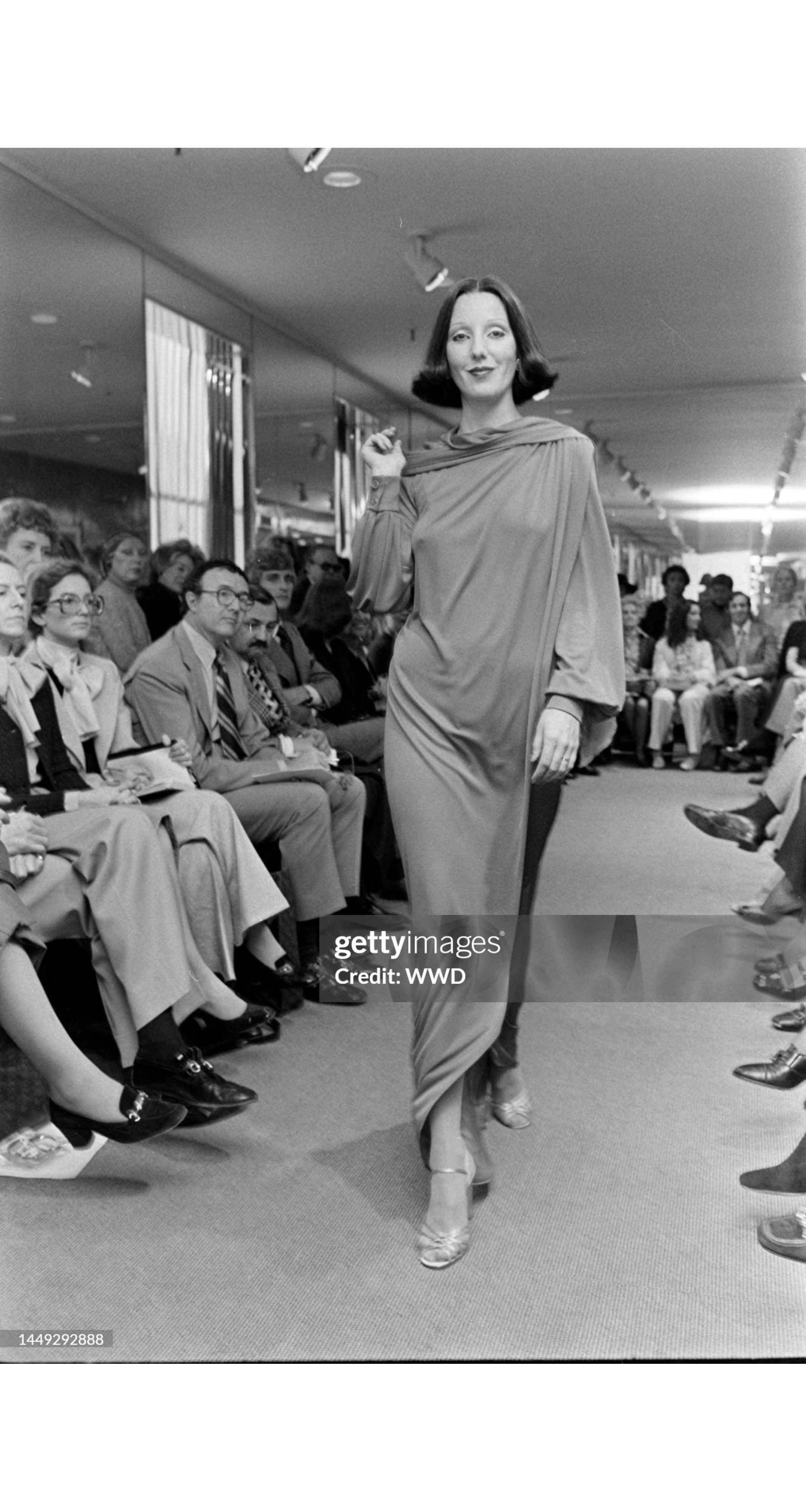 1975-76 F/W Black Jersey One-Shoulder Grecian Gown