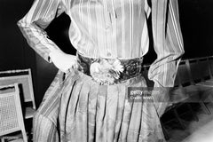1981 Documented Hummingbird Feather Floral Velvet Belt