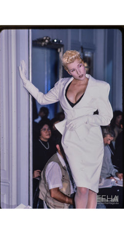 1987 S/S Runway Cream Wool Structured Skirt Suit
