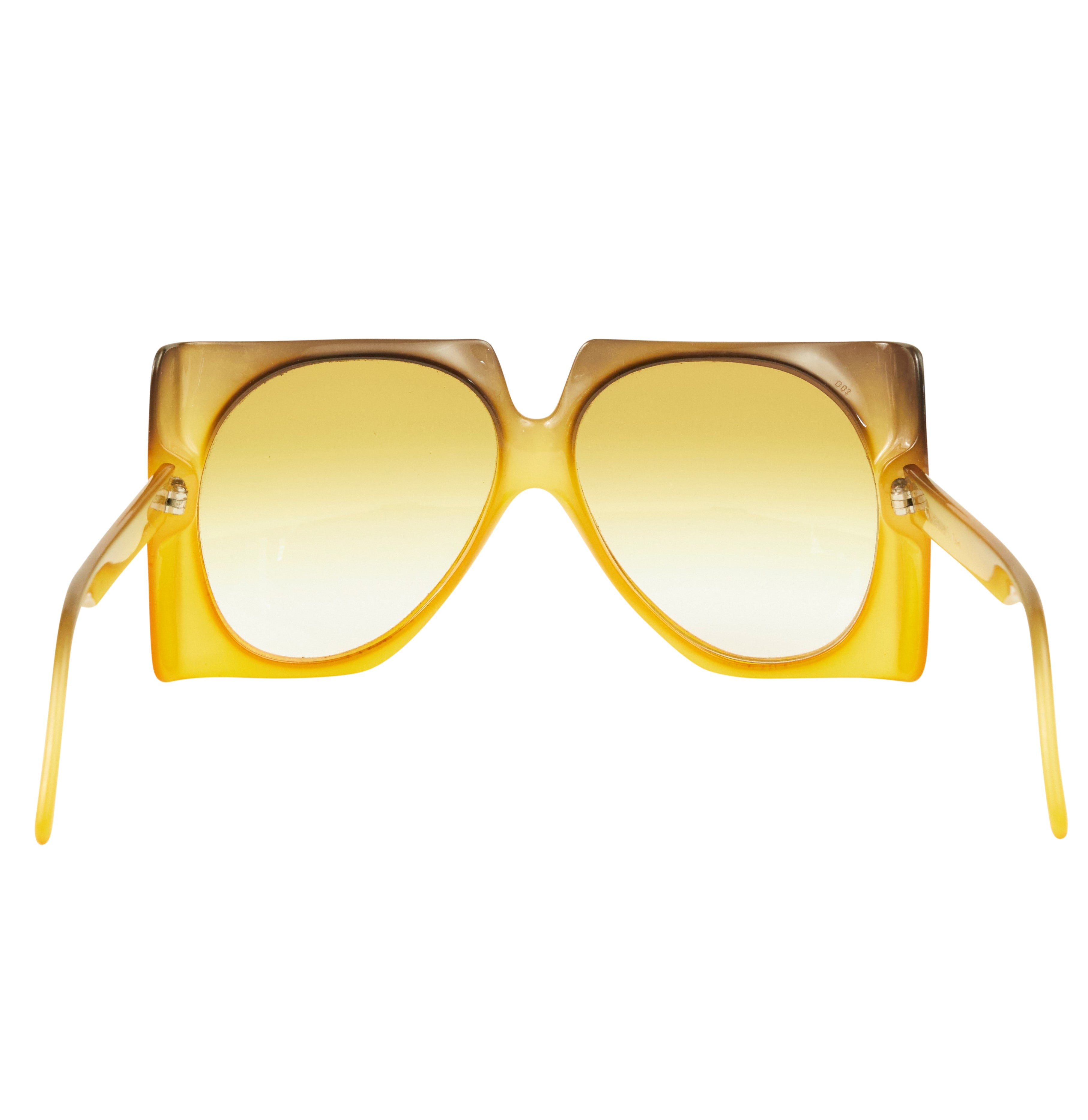1970s D03 Oversized Gradient Square Sunglasses