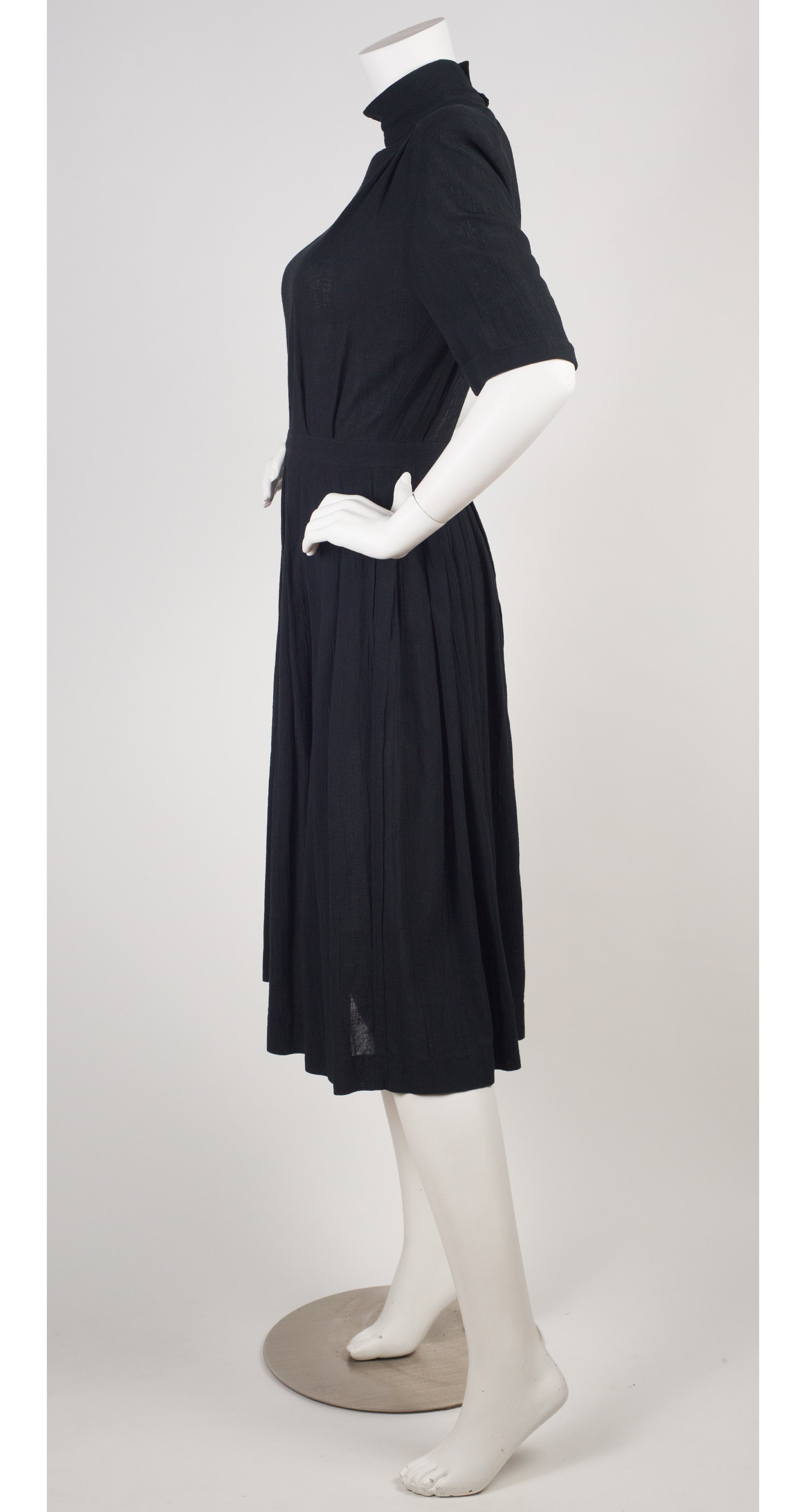 1980s Black Cotton Pleated Backless Dress