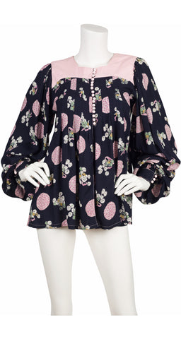 1970s Bouquet Novelty Print Billowing Sleeve Blouse