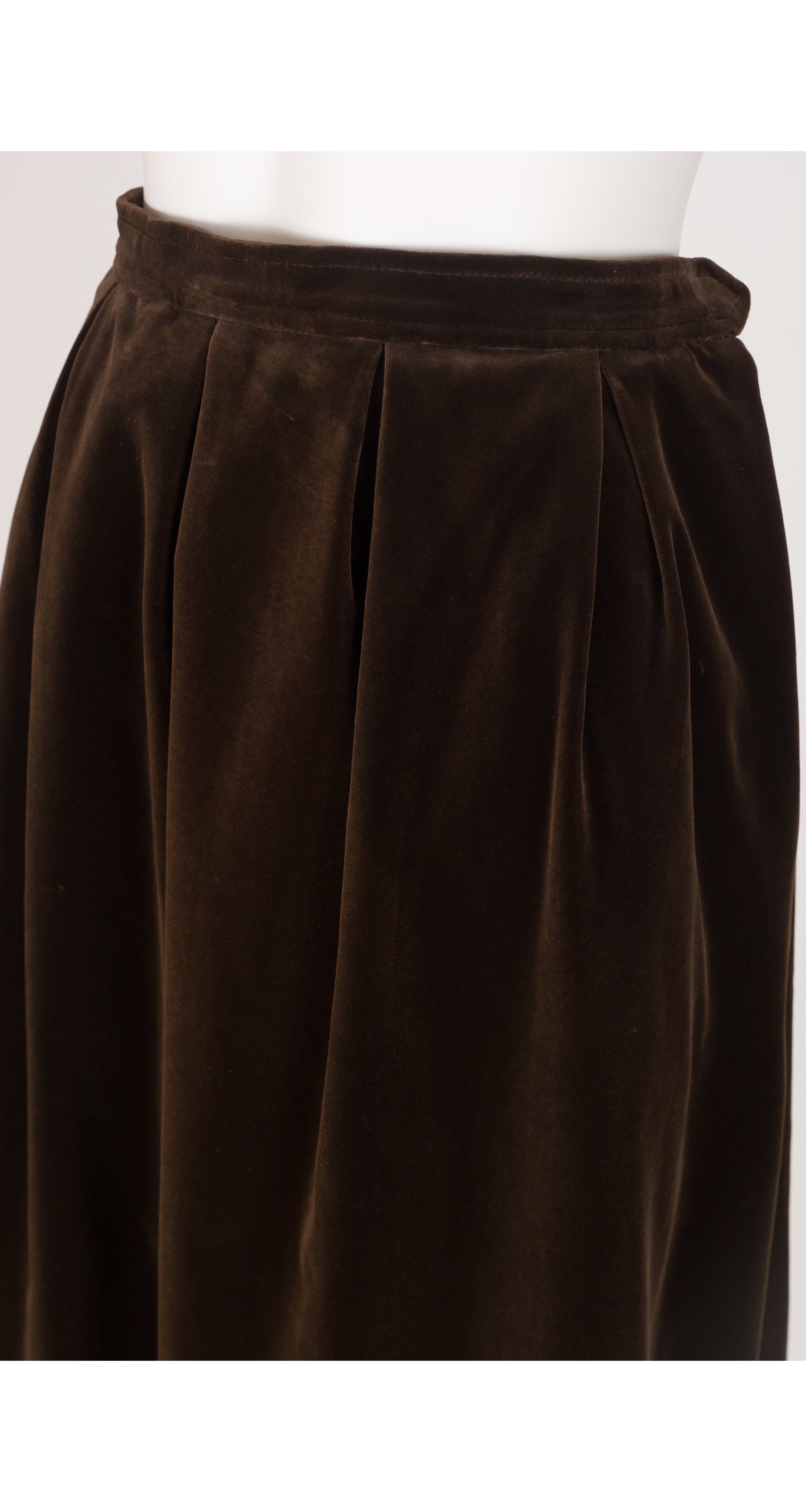 1970s Dark Brown Cotton Velvet Pleated Midi Skirt