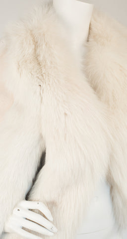 1970s Glamorous Cream Fox Fur Cape