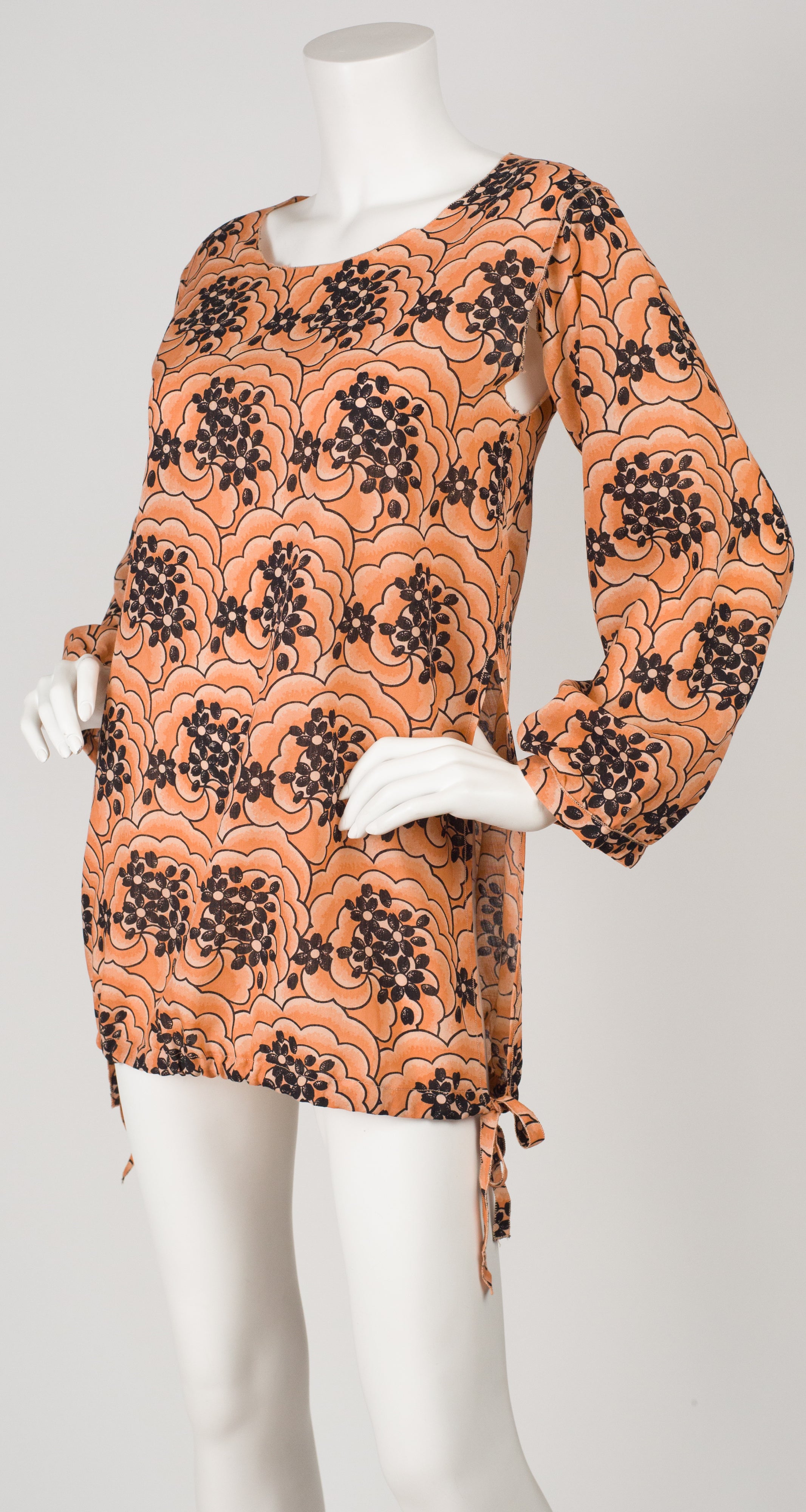 1970s Floral Art Deco Print Peach Wool Challis Tunic