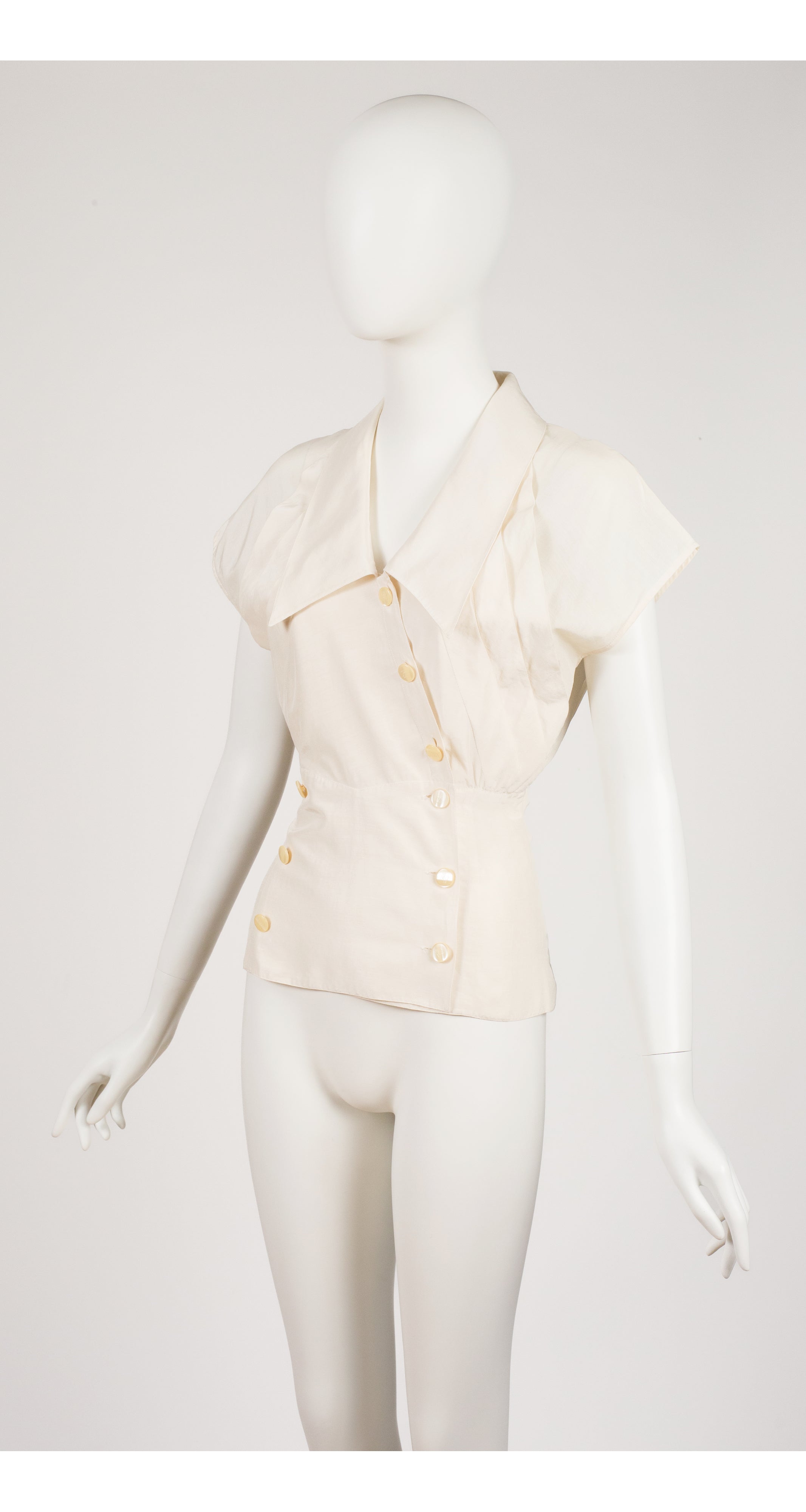 1980s Cream Silk Pleated Short Sleeve Blouse