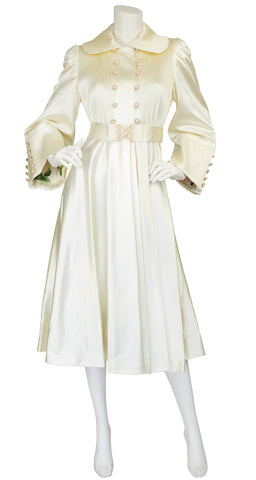 1970s Pintuck Cream Satin Floral Silk Lining Bridal Coat