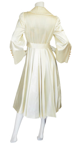 1970s Pintuck Cream Satin Floral Silk Lining Bridal Coat