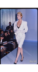 1987 S/S Runway Cream Wool Structured Skirt Suit